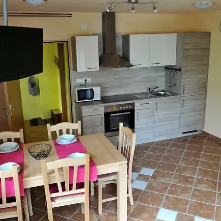 Apartma Marjetica