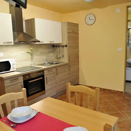 Apartma Marjetica Blejska Dobrava